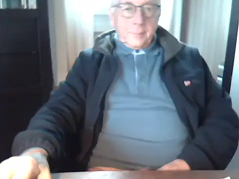 johnjohn622662 online show from January 13, 2026, 2:55 pm