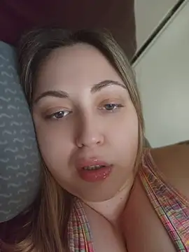 sofiabichota online show from June 10, 2026, 6:18 pm