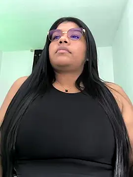 paola091 online show from December 5, 2024, 9:50 pm