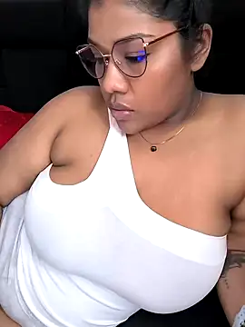 paola091 online show from December 18, 2024, 2:10 am