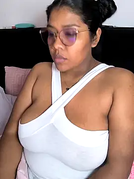 paola091 online show from December 30, 2024, 12:43 am