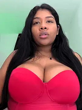 paola091 online show from January 1, 2025, 10:35 pm