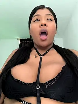 paola091 online show from January 4, 2025, 9:09 pm