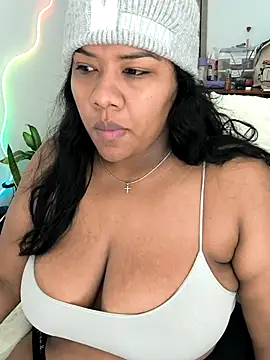 paola091 online show from April 9, 2026, 11:26 am