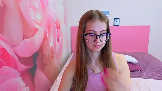 AliceAdams online show from March 13, 2026, 7:37 am