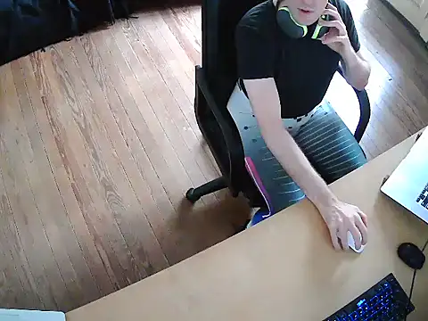 seoulsatxh online show from November 27, 2025, 7:38 pm