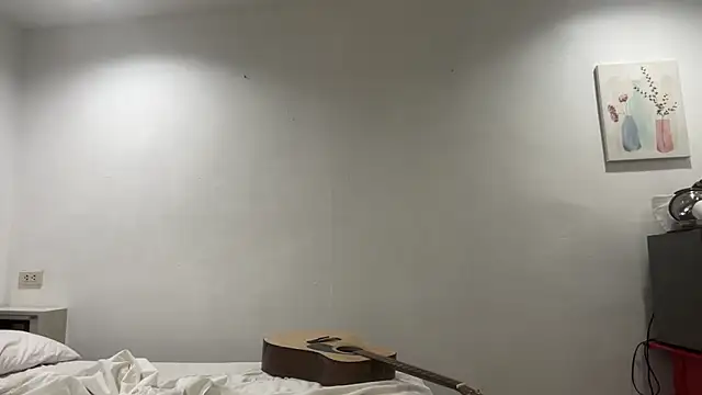 Snapshot of CamCrestXXX chatting on December 2, 2024, 9:02 am CamCrestXXX online show from December 2, 2024, 9:02 am