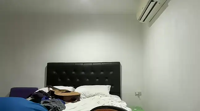 Snapshot of CamCrestXXX chatting on December 22, 2024, 1:00 pm CamCrestXXX online show from December 22, 2024, 1:00 pm