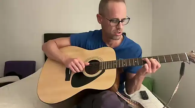 Snapshot of CamCrestXXX chatting on January 6, 2025, 3:08 pm CamCrestXXX online show from January 6, 2025, 3:08 pm