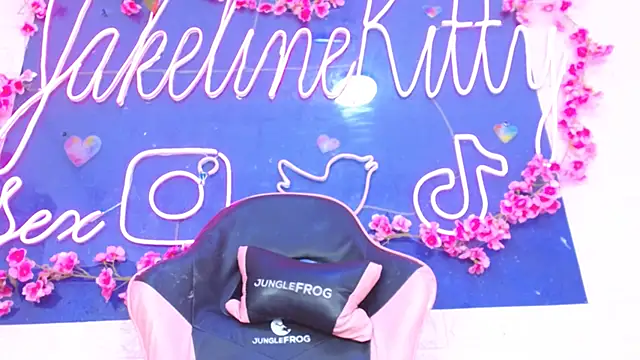 JakelineKitty online show from November 8, 2025, 3:12 pm