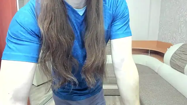 Marrymepls online show from December 3, 2025, 8:23 am