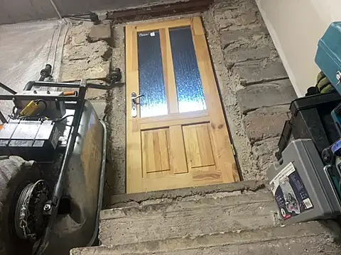 Snapshot of ManAndWoman123 chatting on February 9, 2025, 3:23 pm ManAndWoman123 online show from February 9, 2025, 3:23 pm