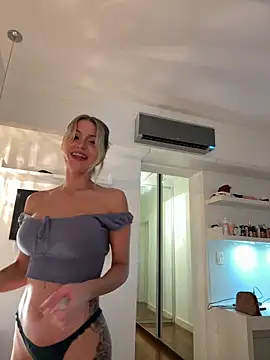 jasminesummer online show from October 7, 2025, 3:20 pm