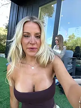 jasminesummer online show from February 28, 2026, 9:05 pm