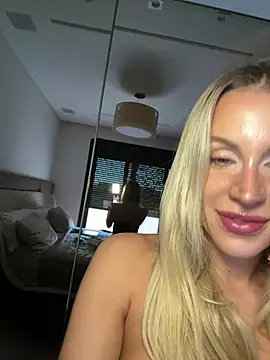 Snapshot of jasminesummer chatting on June 10, 2026, 2:05 pm jasminesummer online show from June 10, 2026, 2:05 pm