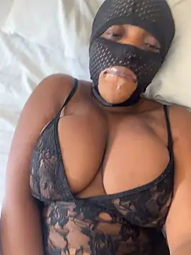 Snapshot of Ebony_nasty_girl chatting on April 28, 2026, 8:08 am Ebony nasty girl online show from April 28, 2026, 8:08 am