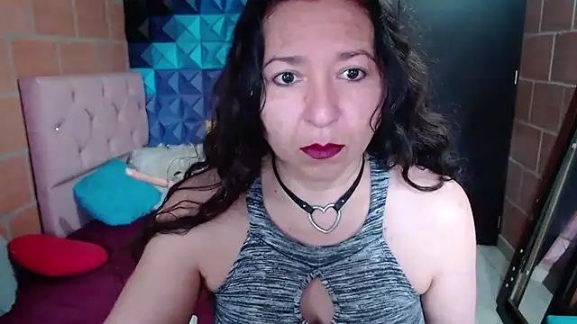 katifoxx online show from December 30, 2024, 4:08 pm