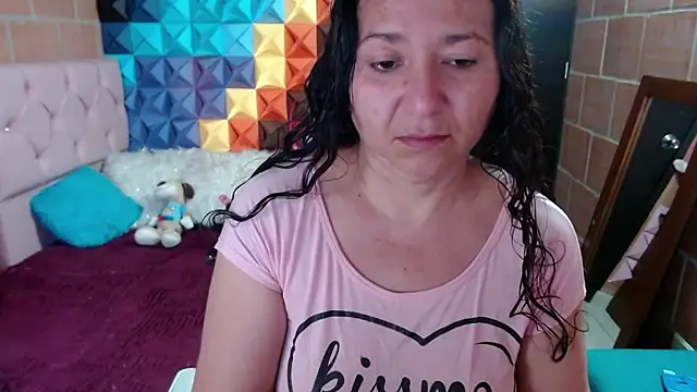 katifoxx online show from January 10, 2025, 9:10 pm