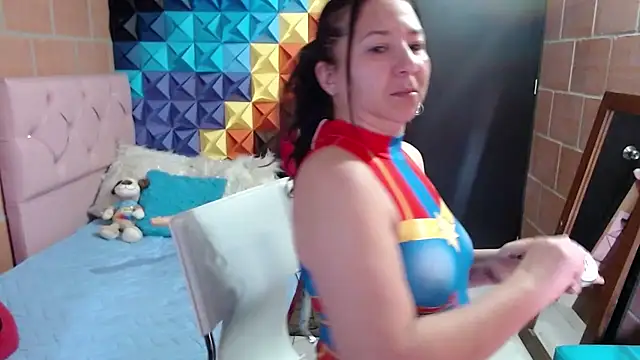 katifoxx online show from January 31, 2025, 4:38 pm