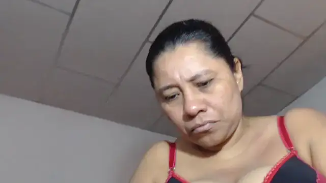 adrixxx38 online show from February 22, 2026, 8:18 pm