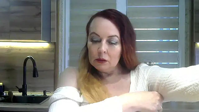 Snapshot of FreeMyFire chatting on February 20, 2025, 6:06 am FreeMyFire online show from February 20, 2025, 6:06 am