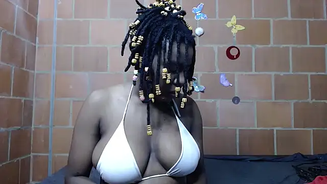 Snapshot of Magaharper10 chatting on May 5, 2026, 9:56 pm Magaharper10 online show from May 5, 2026, 9:56 pm