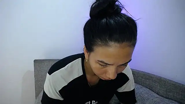 Allyson Smith online show from January 2, 2025, 11:06 pm