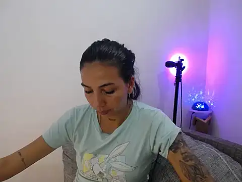 Allyson Smith online show from January 24, 2025, 2:18 am