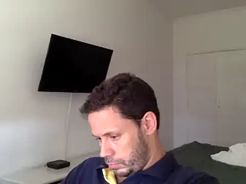 Snapshot of FelipeRiver chatting on March 18, 2025, 2:04 pm FelipeRiver online show from March 18, 2025, 2:04 pm