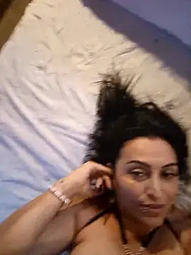 zullyxhot online show from February 14, 2026, 12:07 am