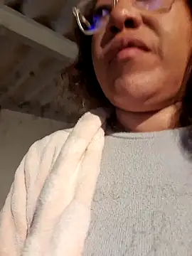 mila38 online show from February 19, 2026, 8:38 pm