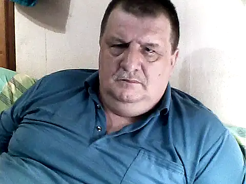 Vyrtous579 online show from April 18, 2026, 3:05 pm