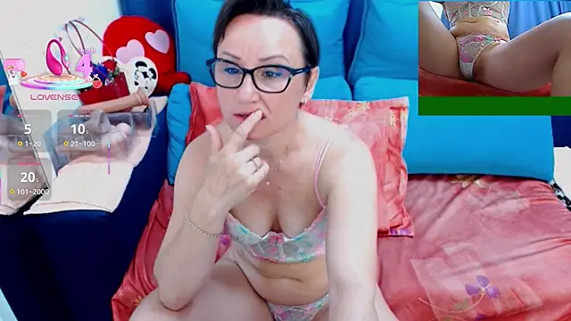 Snapshot of SexyNicolleX chatting on May 8, 2026, 3:23 am SexyNicolleX online show from May 8, 2026, 3:23 am