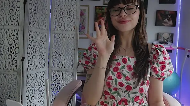Snapshot of makiyahbelle chatting on June 17, 2026, 6:16 am makiyahbelle online show from June 17, 2026, 6:16 am