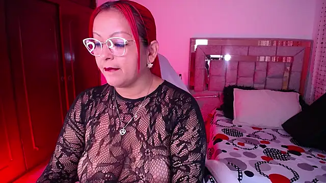 Snapshot of salomecastro_ chatting on May 12, 2026, 3:14 am salomecastro online show from May 12, 2026, 3:14 am