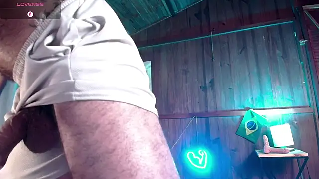 PedroMancini online show from March 14, 2026, 2:33 pm