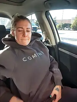 HollyTattoo online show from January 15, 2025, 11:32 am