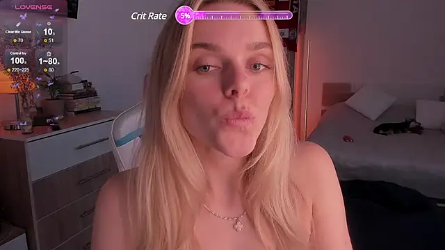 Snapshot of CharliSweet chatting on February 7, 2025, 12:50 pm CharliSweet online show from February 7, 2025, 12:50 pm