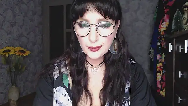 Snapshot of Aziza1 chatting on January 16, 2025, 4:39 pm Aziza1 online show from January 16, 2025, 4:39 pm
