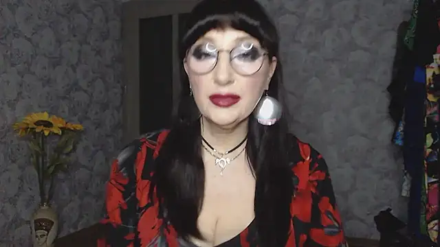 Snapshot of Aziza1 chatting on January 25, 2025, 3:30 pm Aziza1 online show from January 25, 2025, 3:30 pm