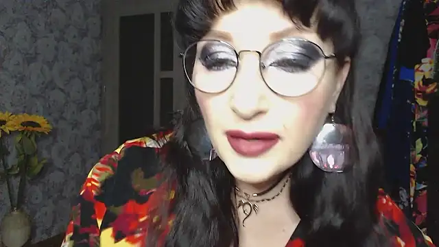 Snapshot of Aziza1 chatting on March 17, 2025, 4:43 pm Aziza1 online show from March 17, 2025, 4:43 pm