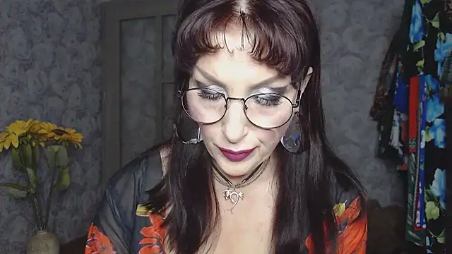 Snapshot of Aziza1 chatting on July 13, 2026, 1:36 pm Aziza1 online show from July 13, 2026, 1:36 pm