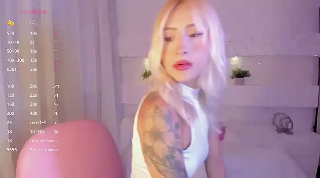 AshleyRoys online show from December 28, 2024, 5:46 pm