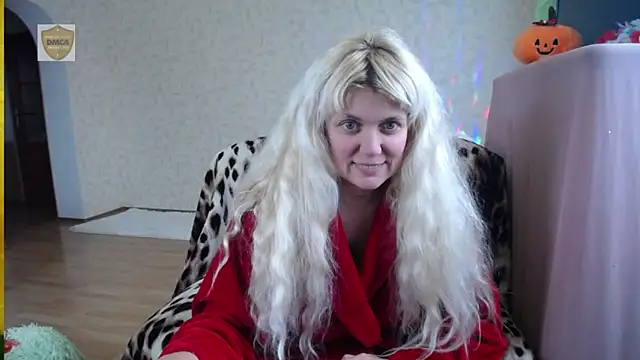 Snapshot of SunnySylvia chatting on October 24, 2025, 6:10 am SunnySylvia online show from October 24, 2025, 6:10 am