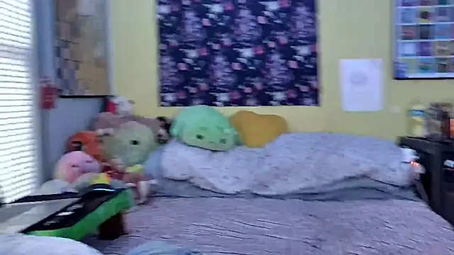 Snapshot of LordSpunFun chatting on February 21, 2025, 10:59 pm LordSpunFun online show from February 21, 2025, 10:59 pm