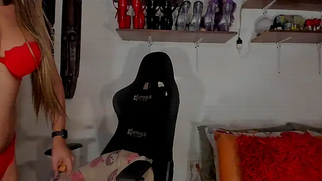 sashasweethot online show from April 15, 2026, 8:10 am