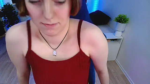 Snapshot of CranberryHot chatting on February 23, 2025, 10:39 am CranberryHot online show from February 23, 2025, 10:39 am