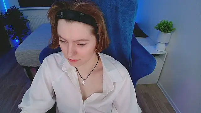 Snapshot of CranberryHot chatting on February 26, 2025, 8:22 pm CranberryHot online show from February 26, 2025, 8:22 pm