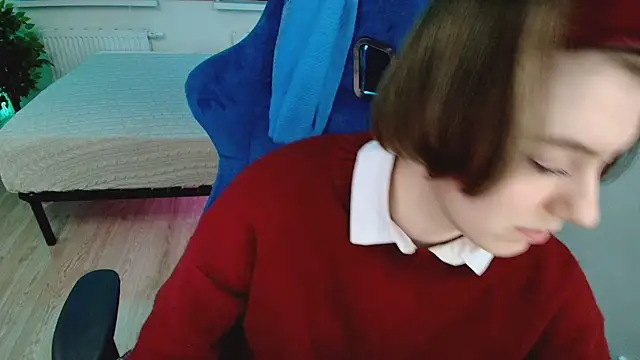 Snapshot of CranberryHot chatting on September 30, 2025, 3:22 am CranberryHot online show from September 30, 2025, 3:22 am