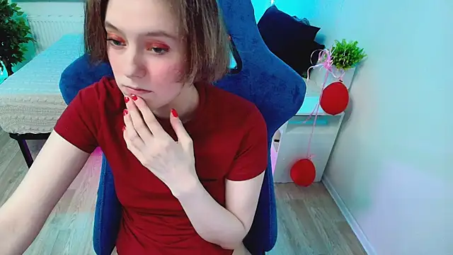 Snapshot of CranberryHot chatting on October 22, 2025, 3:18 am CranberryHot online show from October 22, 2025, 3:18 am